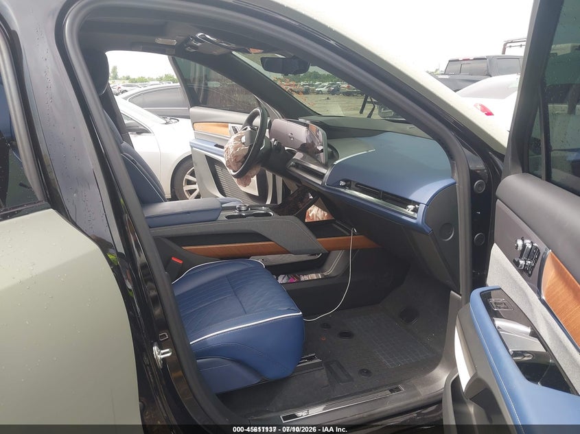 2026 CADILLAC VISTIQ auction photo 5