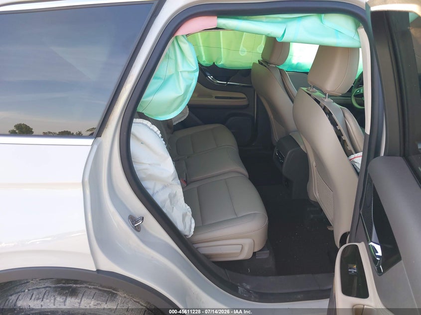 2024 Lincoln Corsair Premiere VIN: 5LMCJ1CA8RUL03739 Lot: 45611228