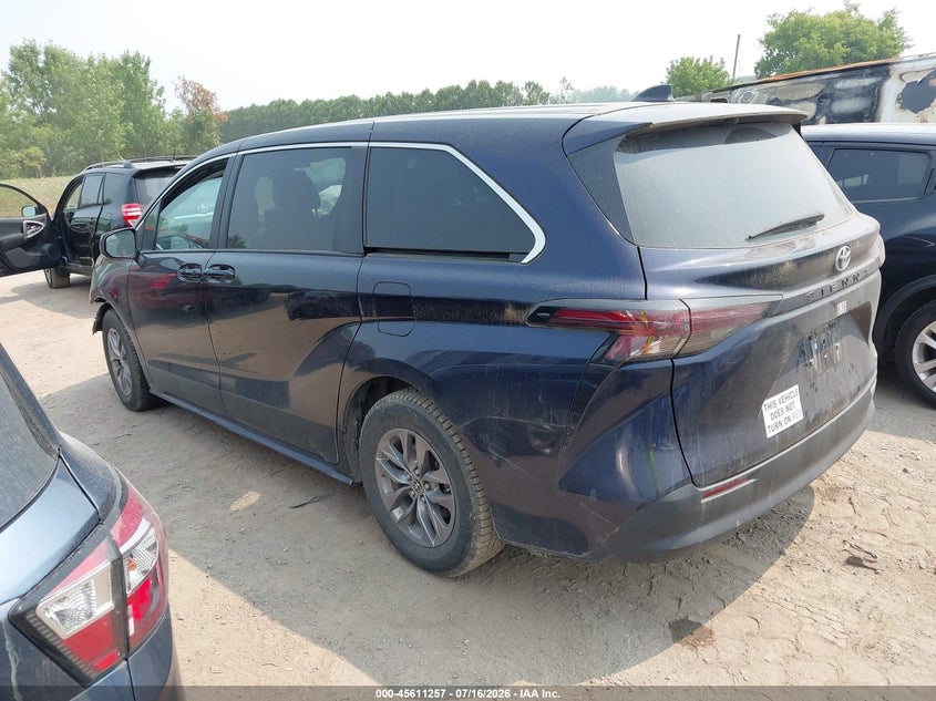TOYOTA SIENNA - zdjęcie 3