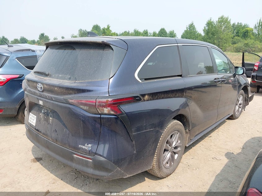TOYOTA SIENNA - zdjęcie 4