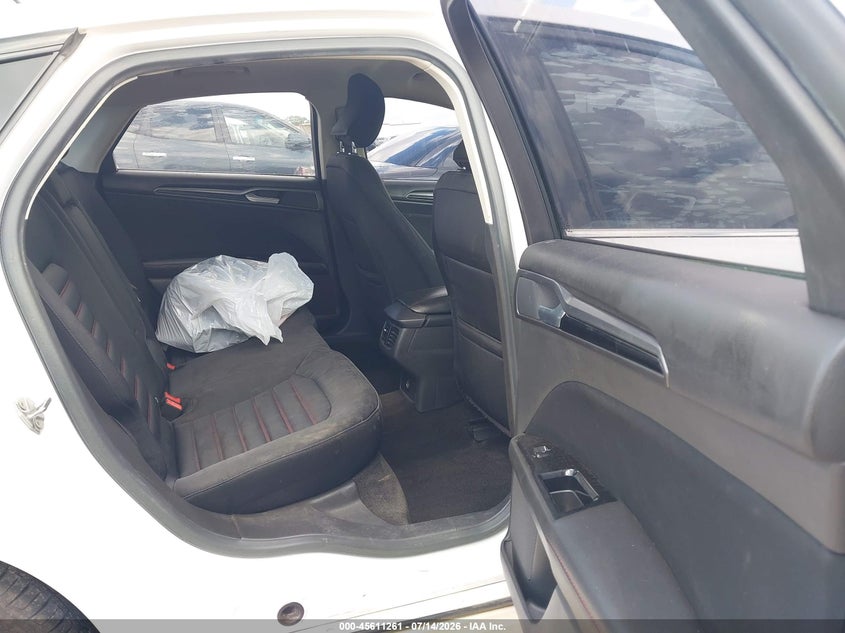 2015 FORD FUSION auction photo 8
