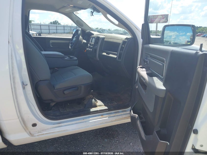 2017 RAM 1500 auction photo 5