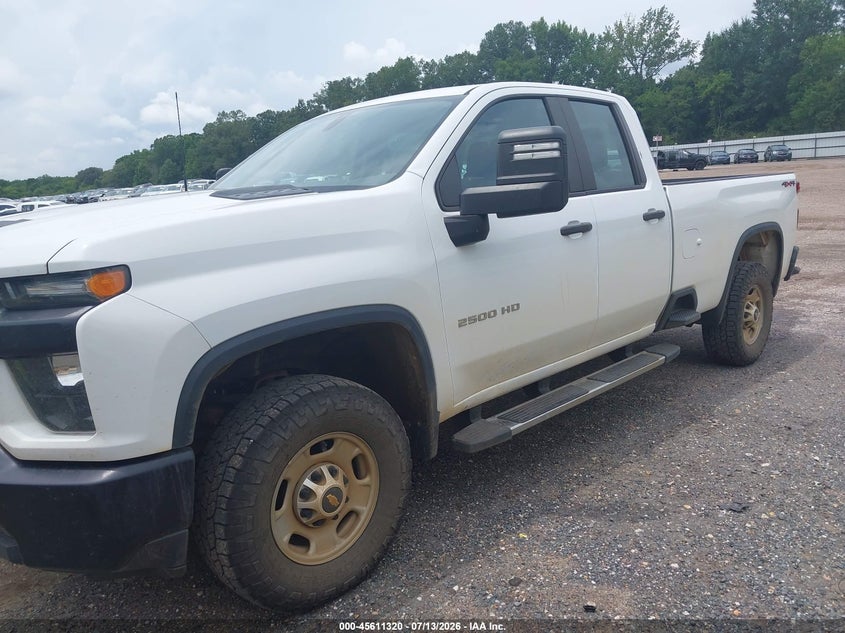 2020 CHEVROLET SILVERADO 2500HD auction photo 2
