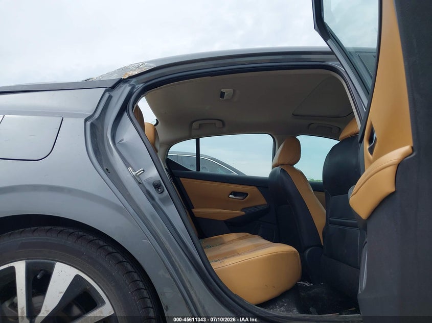 2022 NISSAN SENTRA auction photo 8
