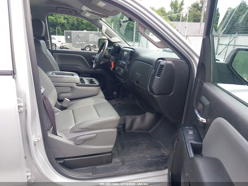 2017 CHEVROLET SILVERADO 2500HD auction photo 5