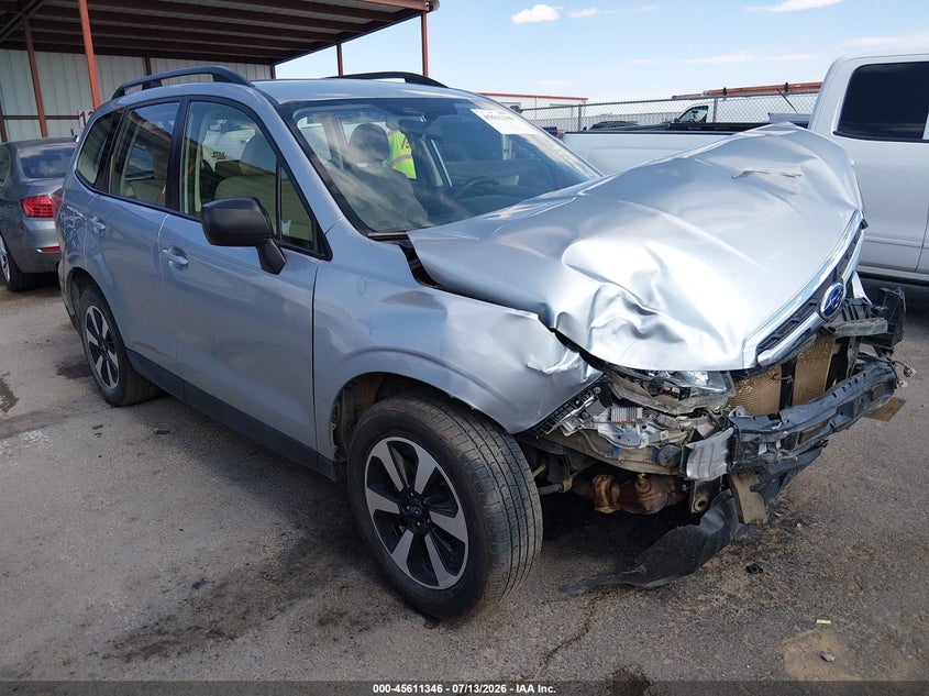 2017 SUBARU FORESTER auction photo 1