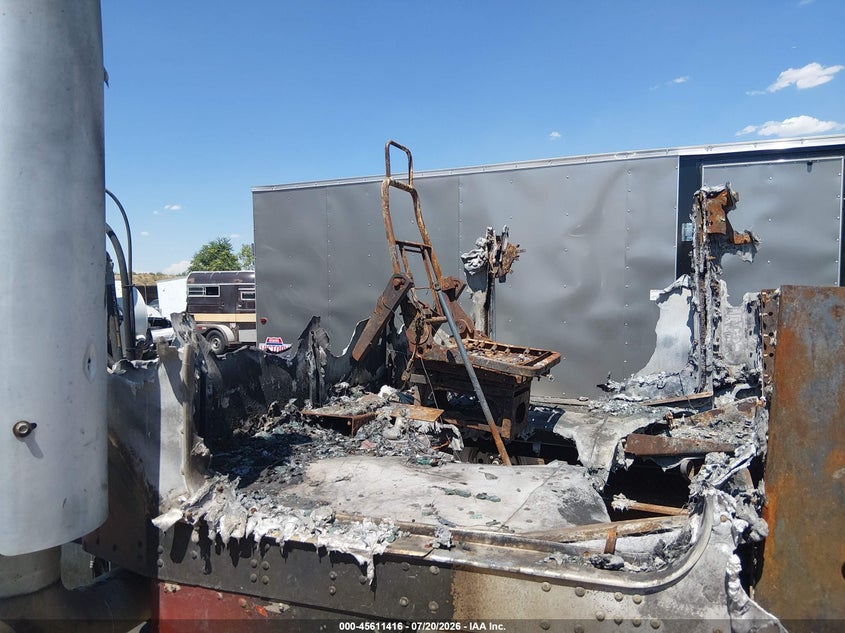 2004 KENWORTH CONSTRUCTION auction photo 5