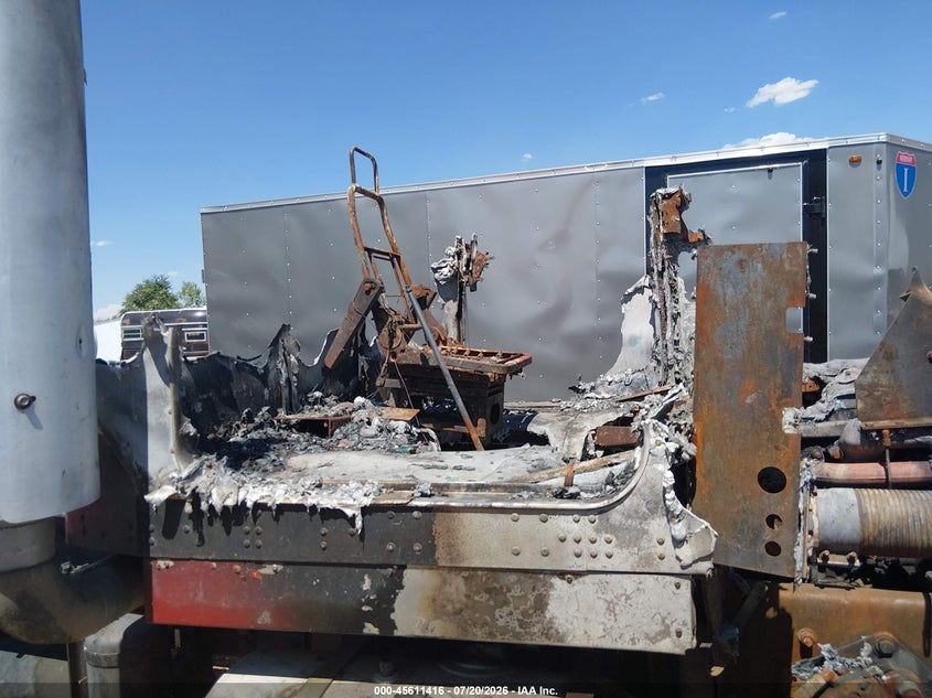 2004 KENWORTH CONSTRUCTION auction photo 7