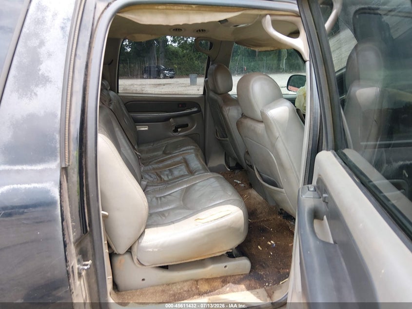 2003 CHEVROLET SUBURBAN 1500 auction photo 8