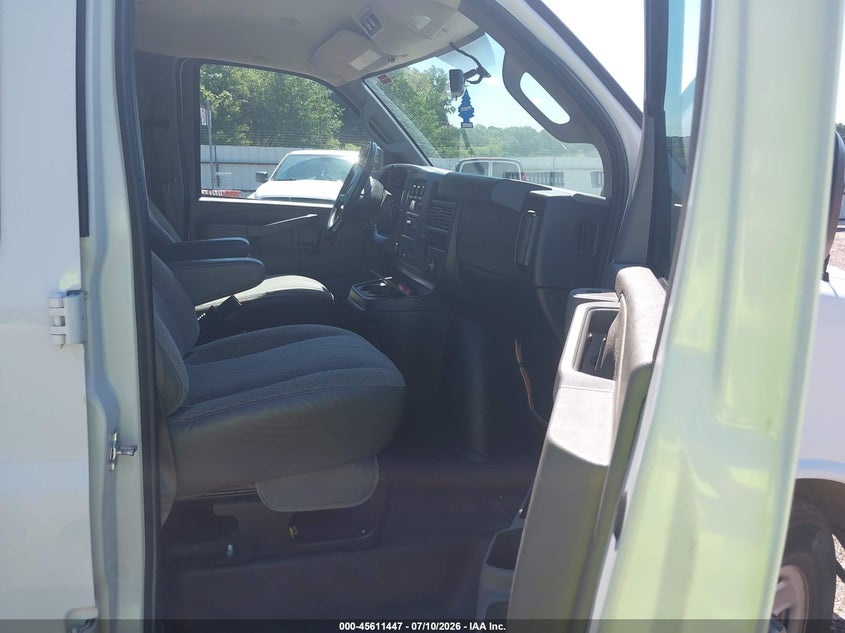2019 CHEVROLET EXPRESS 2500 auction photo 5