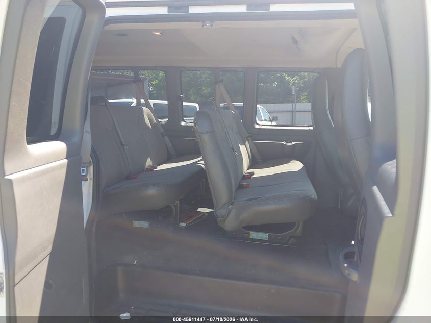 2019 CHEVROLET EXPRESS 2500 auction photo 8