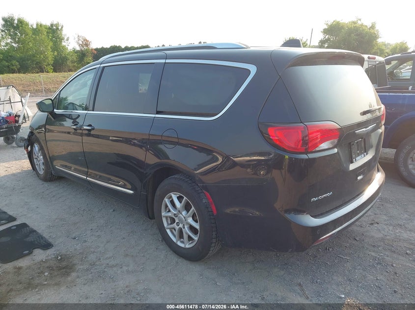 Vin: 2c4rc1bg4lr149813, lot: 46109928, chrysler pacifica touring l 20203
