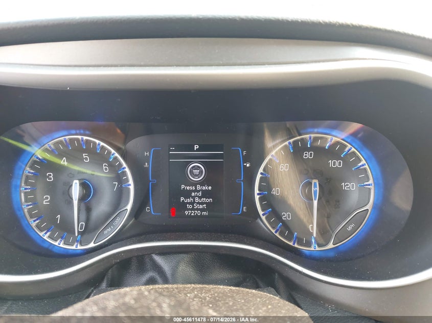2020 CHRYSLER PACIFICA auction photo 7