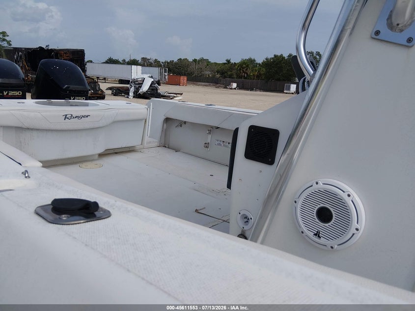 1997 RANGER 25' auction photo 5