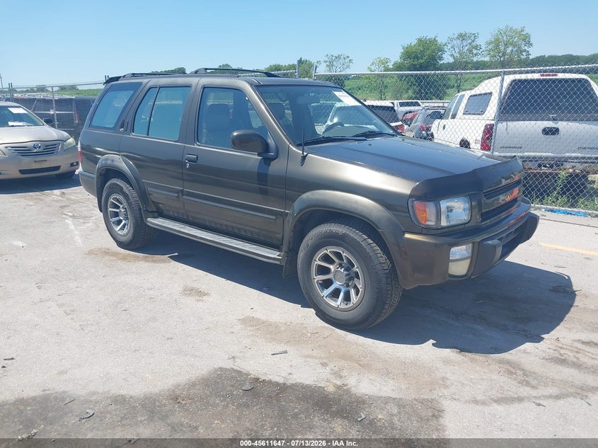 1999 INFINITI QX4 auction photo 1