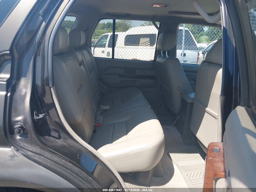 1999 INFINITI QX4 auction photo 8