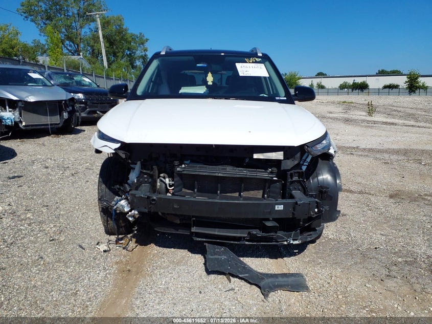 2025 Hyundai Venue Limited VIN: KMHRC8A34SU404142 Lot: 45611652