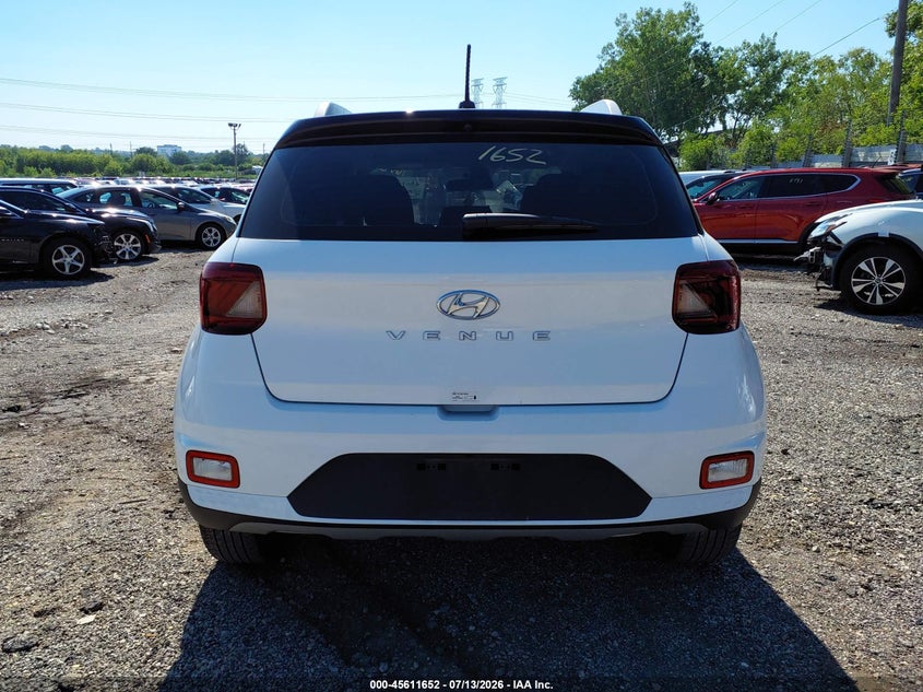 2025 Hyundai Venue Limited VIN: KMHRC8A34SU404142 Lot: 45611652