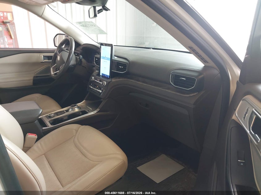 2020 FORD EXPLORER auction photo 5