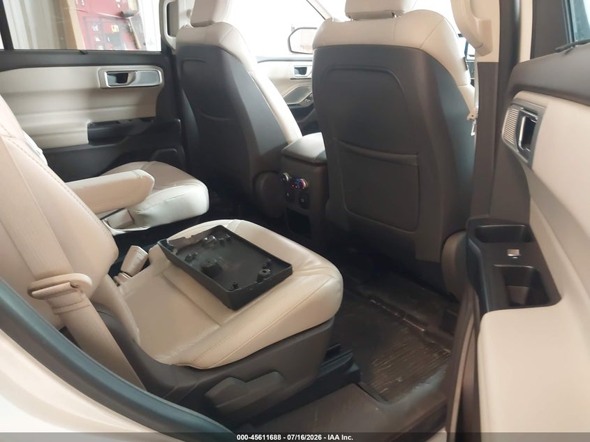 2020 FORD EXPLORER auction photo 8