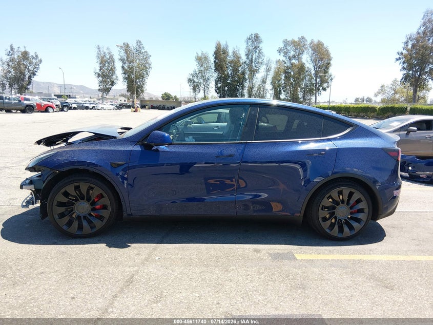 TESLA MODEL Y - zdjęcie 18