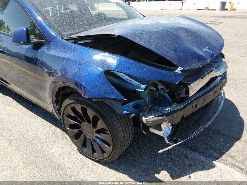TESLA MODEL Y - zdjęcie 14