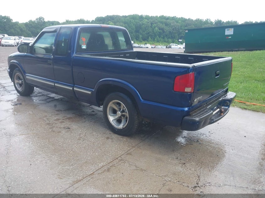 2001 CHEVROLET S-10 auction photo 3