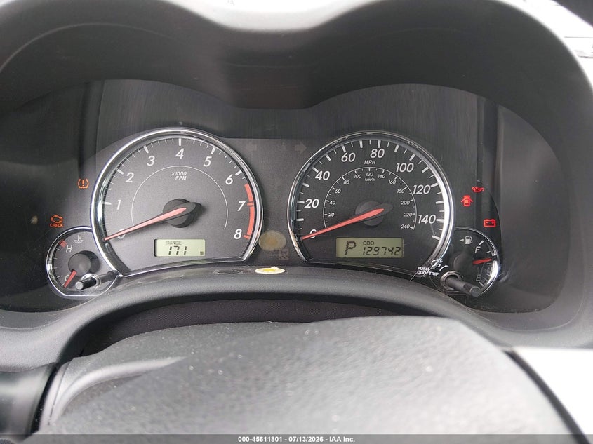 2013 TOYOTA COROLLA auction photo 7