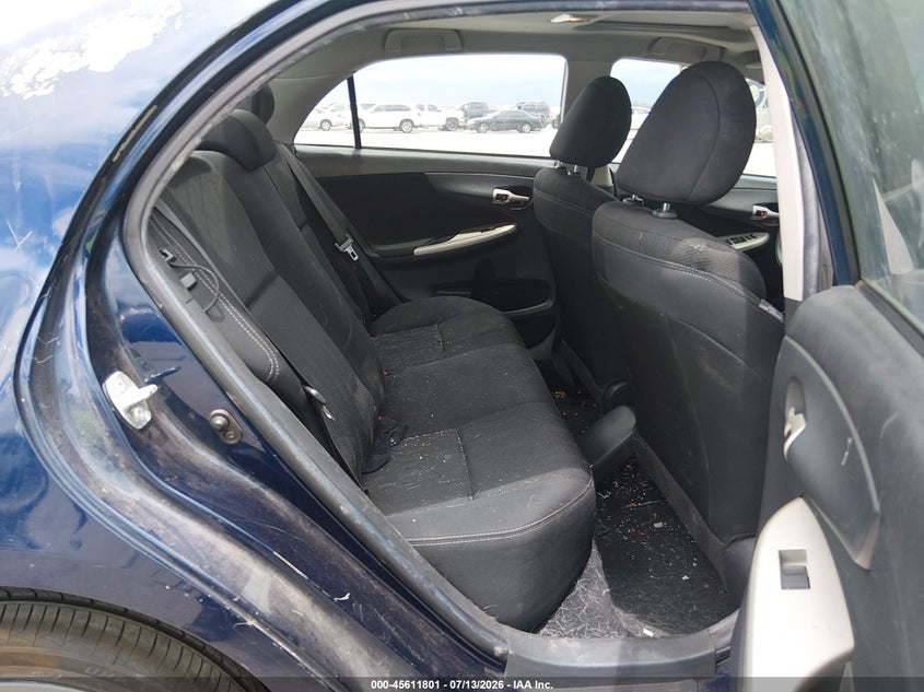 2013 TOYOTA COROLLA auction photo 8