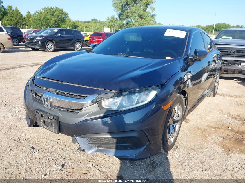 2018 Honda Civic, Удар спереду, IAAI, VIN 2HGFC2F57JH550083 — фото 2