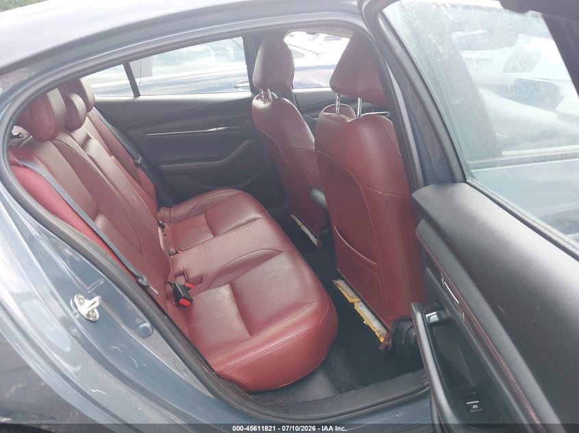 2023 MAZDA MAZDA3 auction photo 8