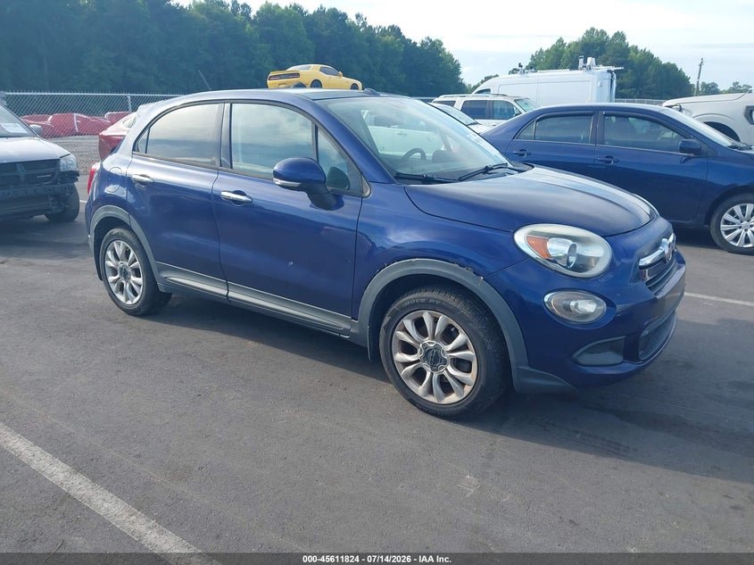 2016 FIAT 500X auction photo 1