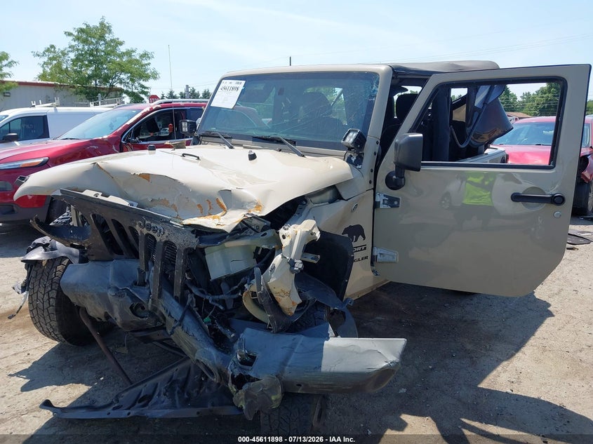 2016 Jeep Wrangler, Front End, IAAI, VIN 1C4AJWAG5GL313716 — photo 2