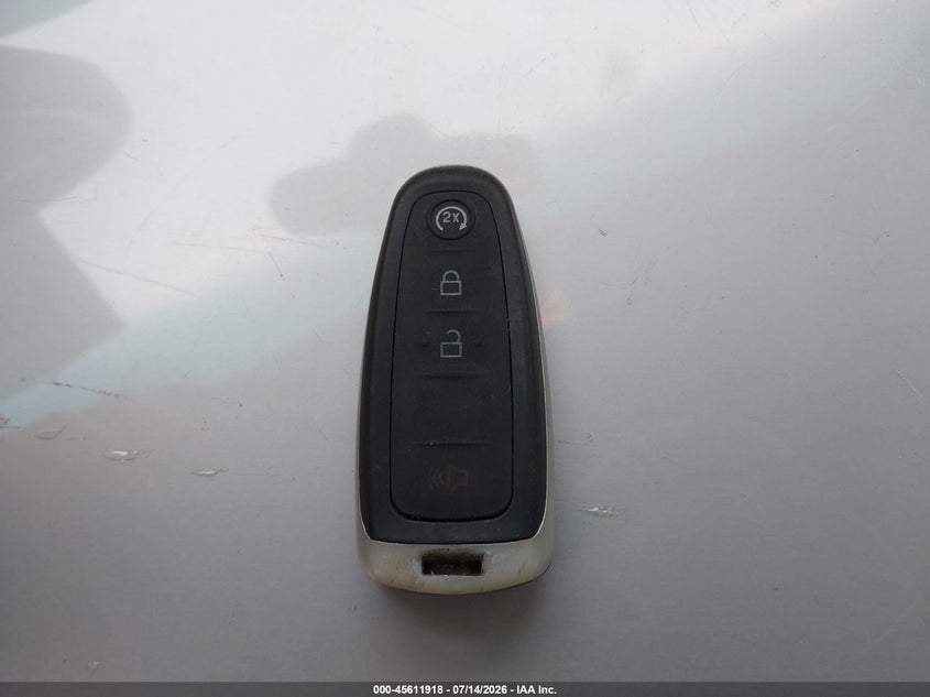 2015 Ford Taurus Sel VIN: 1FAHP2H82FG113748 Lot: 45611918