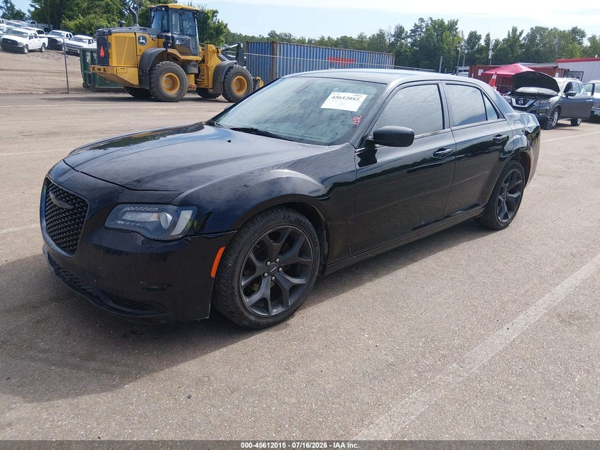 Vin: 2c3ccaagxlh233555, lot: 46110465, chrysler 300 touring 20202