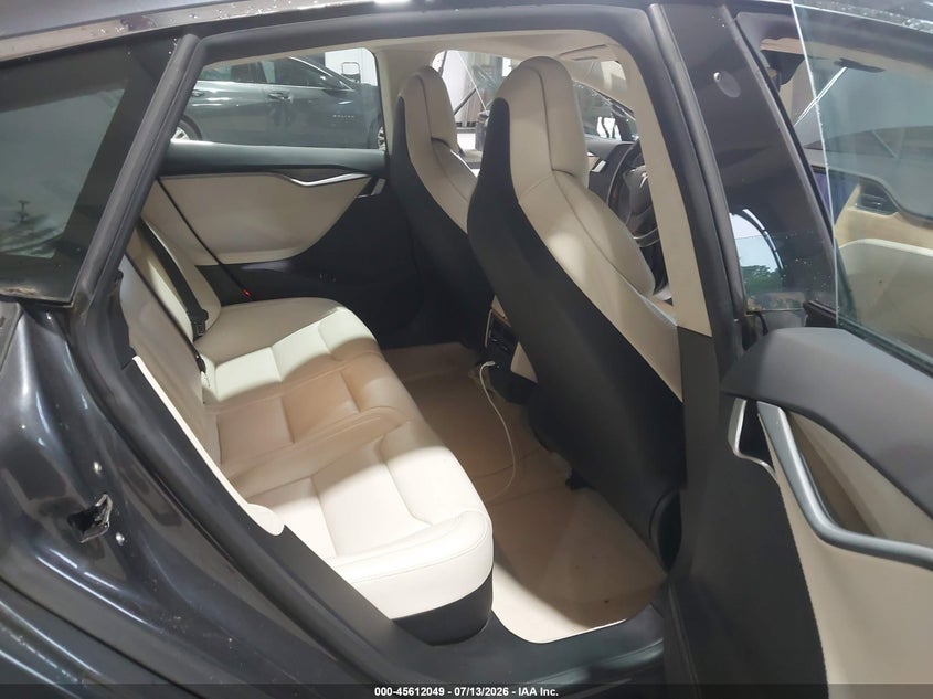 2018 Tesla Model S 100D/75D/P100D VIN: 5YJSA1E26JF269368 Lot: 45612049