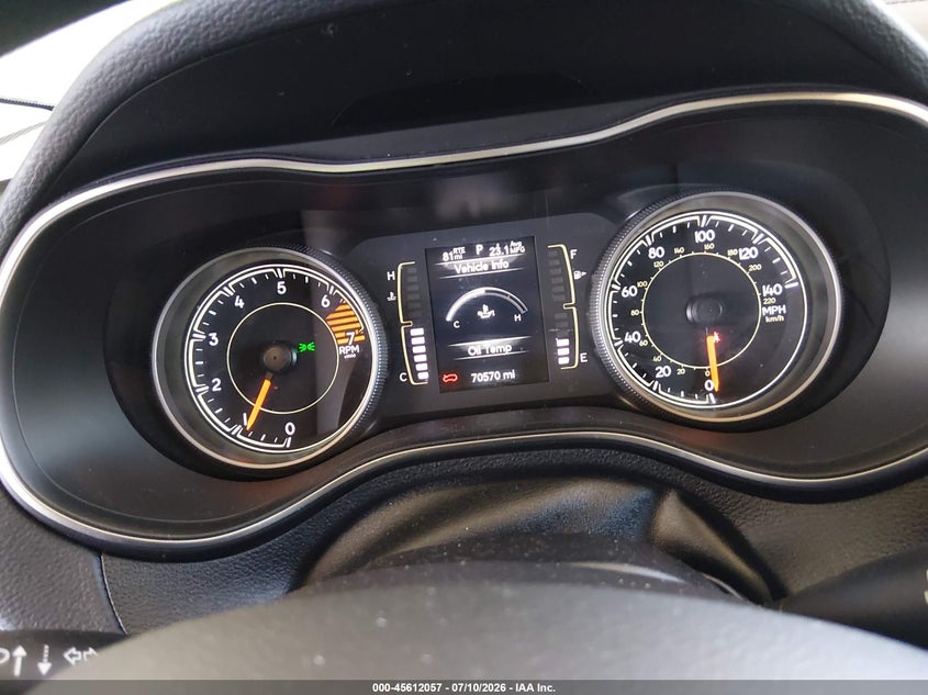 2019 JEEP CHEROKEE auction photo 7