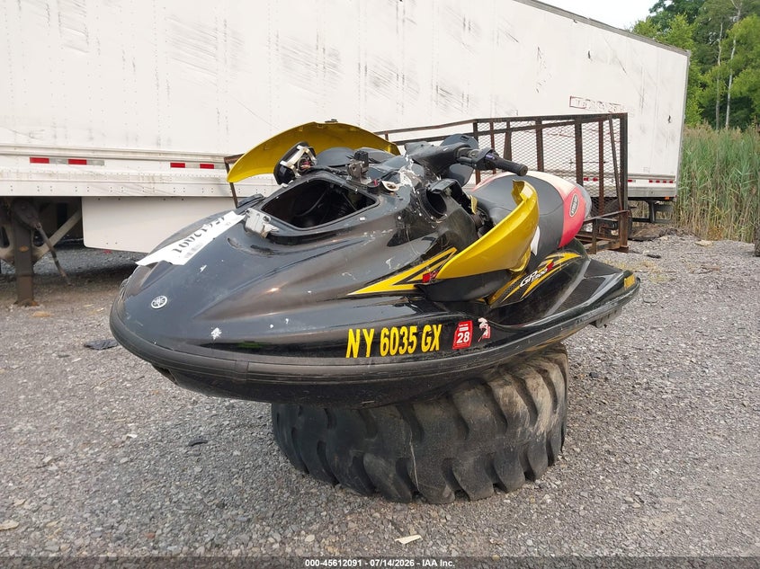 2007 YAMAHA GP 1300R auction photo 2