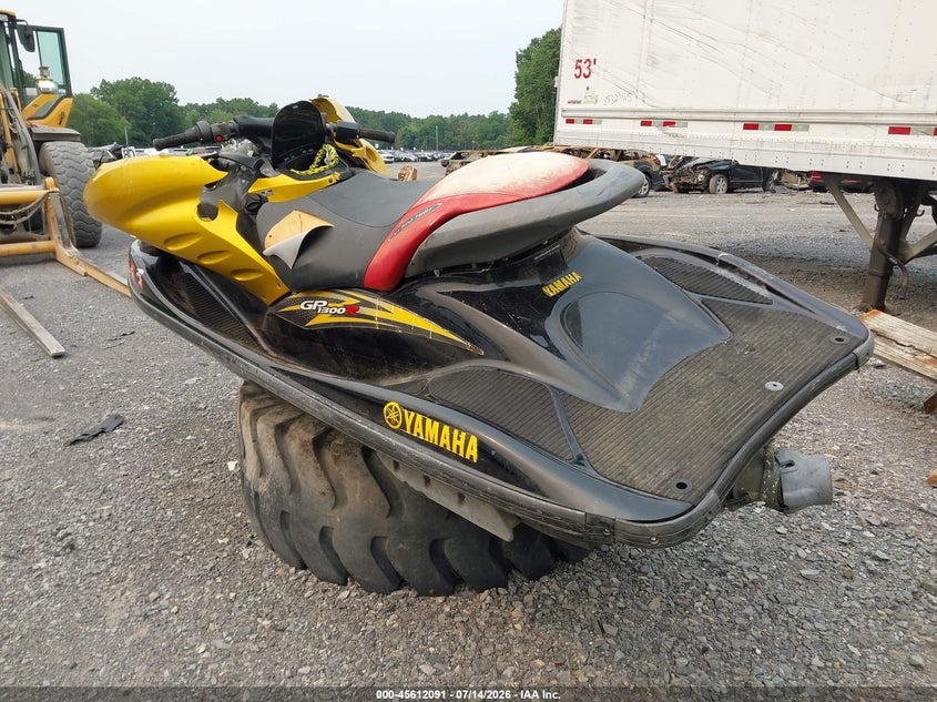 2007 YAMAHA GP 1300R auction photo 3