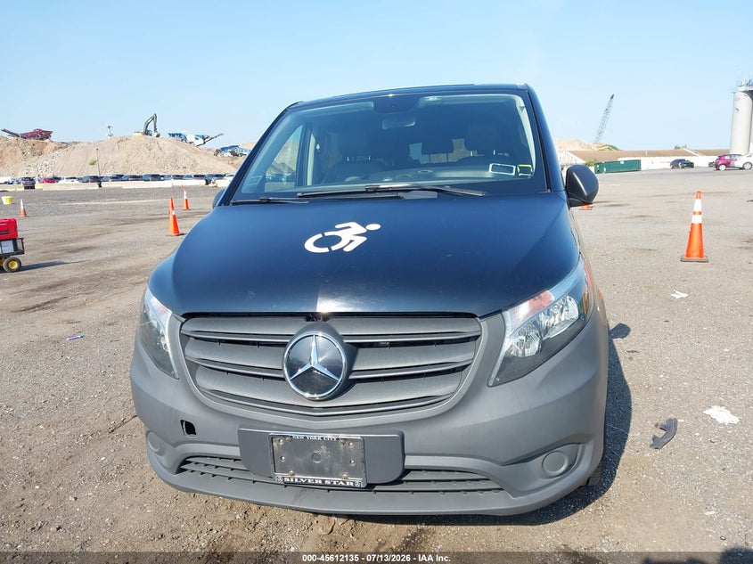 2022 MERCEDES-BENZ METRIS — Photo 12