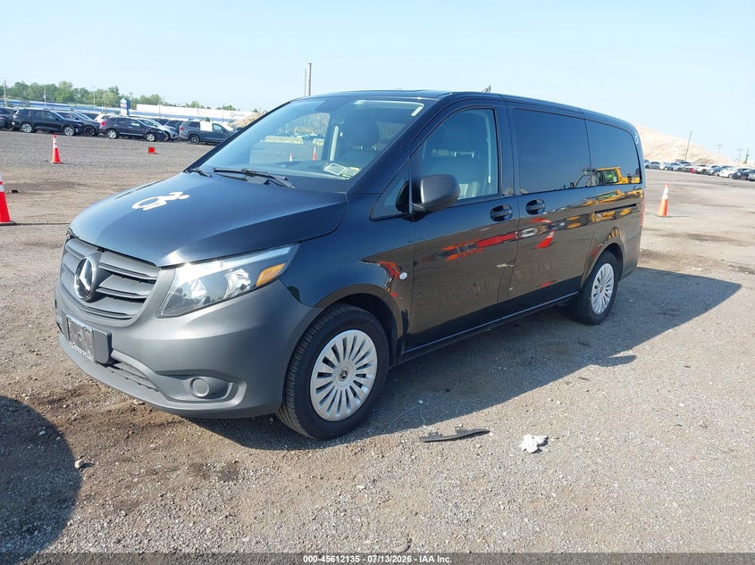 2022 MERCEDES-BENZ METRIS — Photo 2