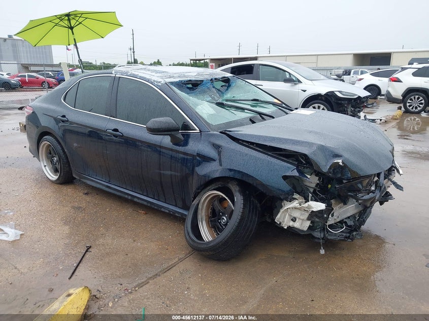 2020 TOYOTA CAMRY auction photo 1