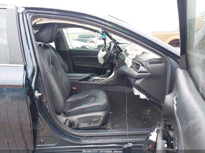 2020 TOYOTA CAMRY auction photo 5