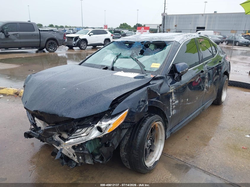 2020 TOYOTA CAMRY auction photo 6