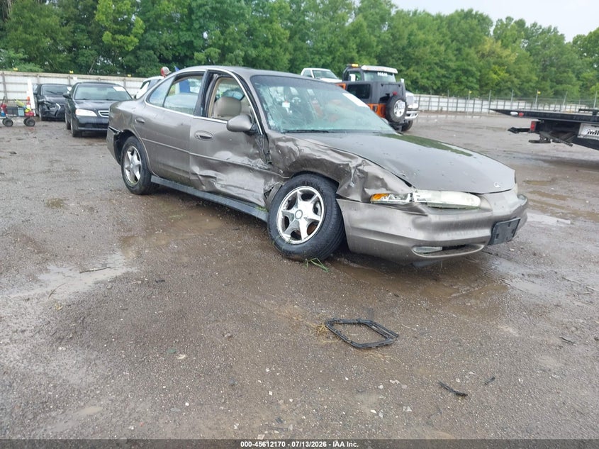 2002 OLDSMOBILE INTRIGUE auction photo 1