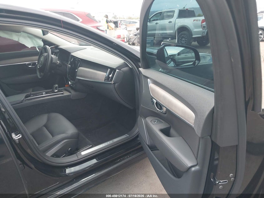 2024 VOLVO S90 auction photo 5