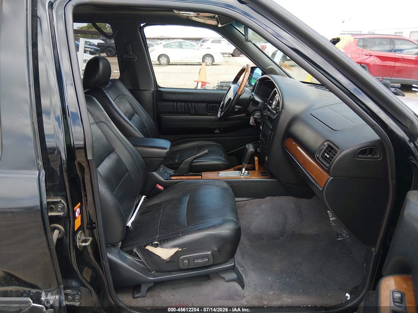 2001 INFINITI QX4 auction photo 5