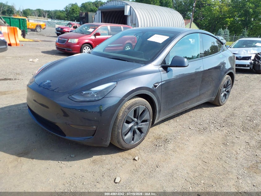 2024 Tesla Model Y, Удар сзади, IAAI, VIN 7SAYGAEE4RF108681 — фото 2