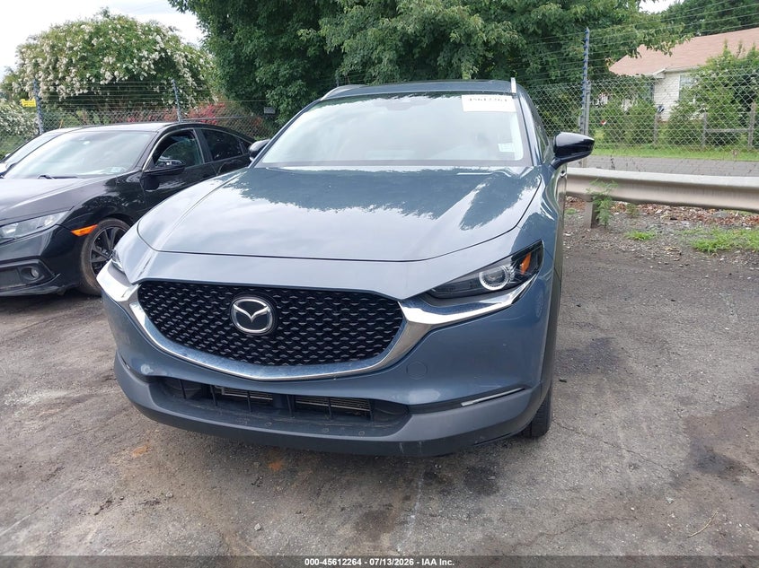 2022 Mazda Cx-30 Carbon Edition VIN: 3MVDMBCLXNM429477 Lot: 45612264