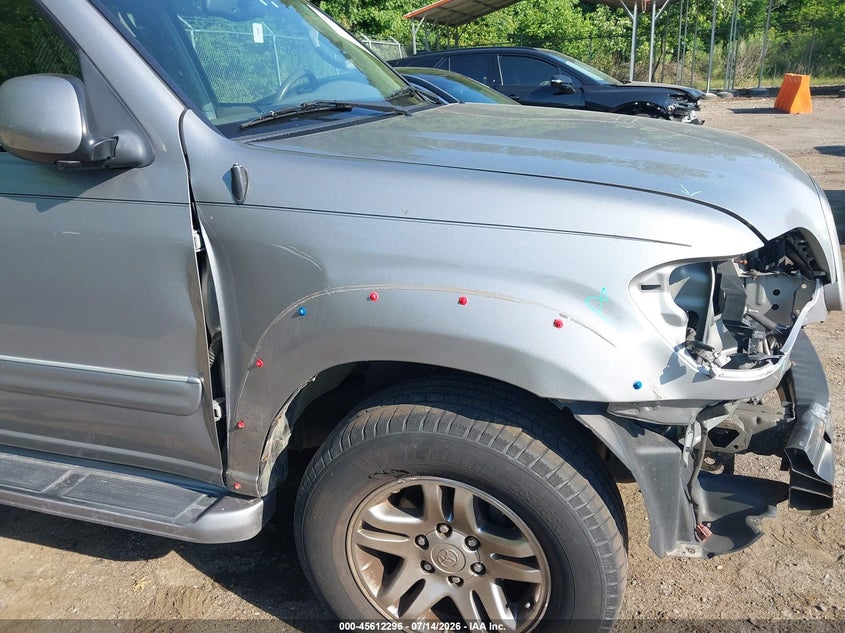 2004 Toyota Sequoia Limited V8 VIN: 5TDBT48A74S228620 Lot: 45612296